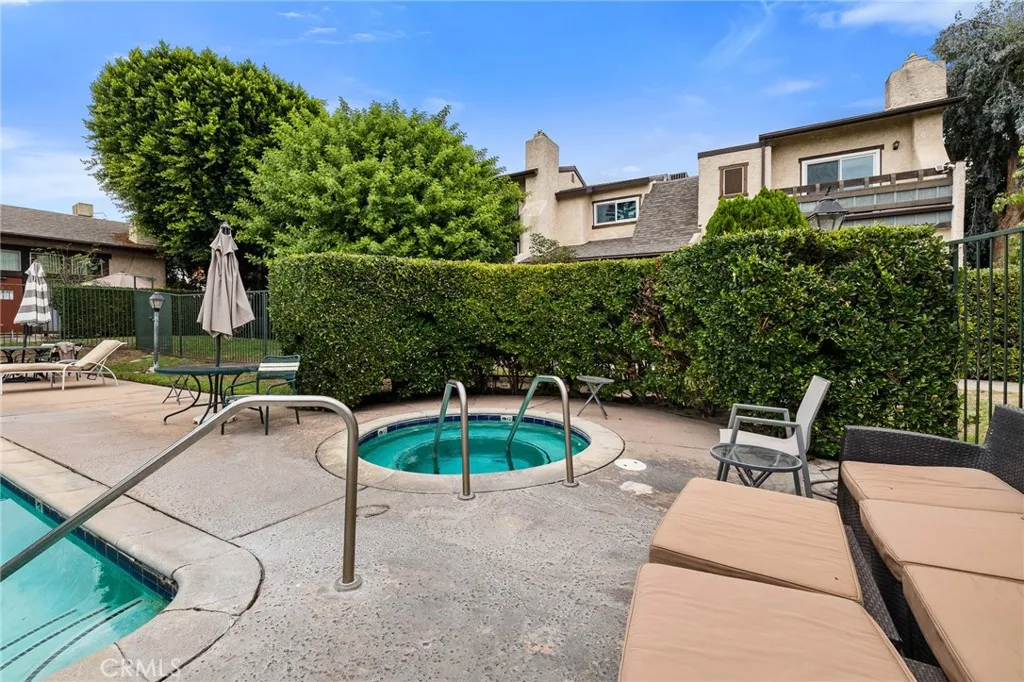 Additional image 85 of 13567 Valerio Street Unit F, Van Nuys, CA 91405