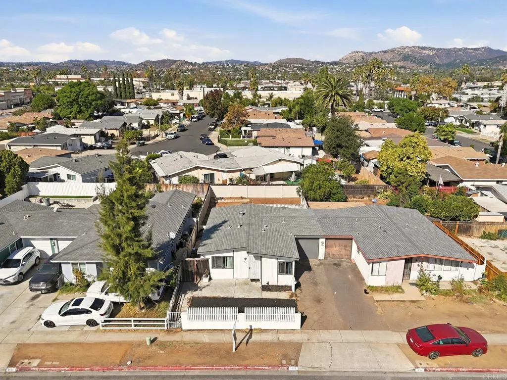 1622 E Grand Avenue, Escondido, CA 92027