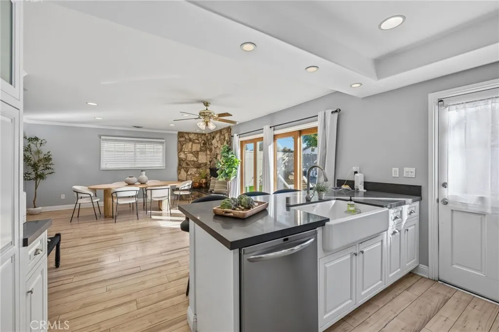 Additional image 25 of 23010 Hartland, West Hills, CA 91307