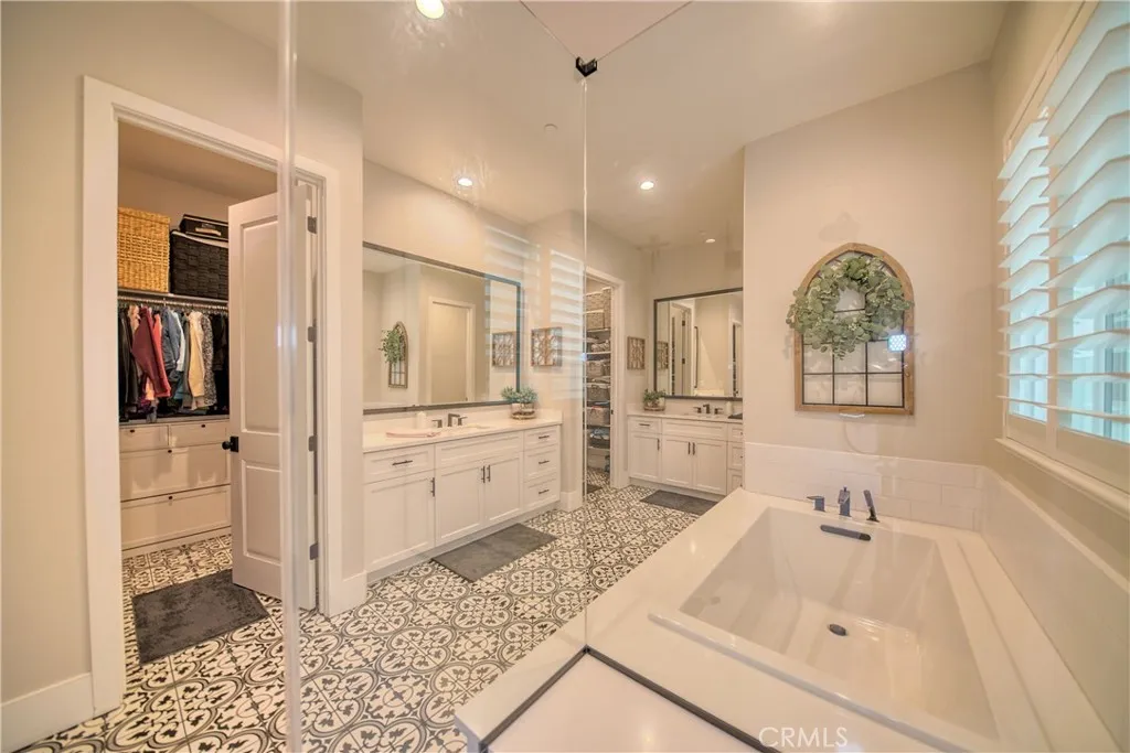 Additional image 123 of 1536 Empire Drive, Lodi, CA 95242