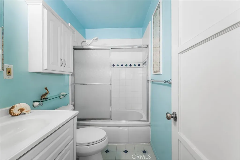 Additional image 32 of 5815 E Oxholm St, Long Beach, CA 90808