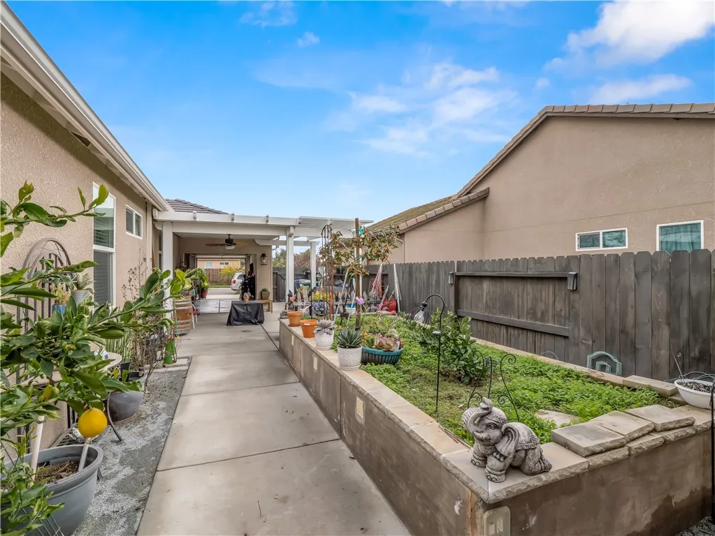 Additional image 82 of 425 Karen Ave, Kerman, CA 93630