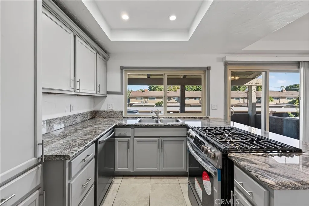 Additional image 62 of 13722 Red Hill Ave Unit 20, Tustin, CA 92780