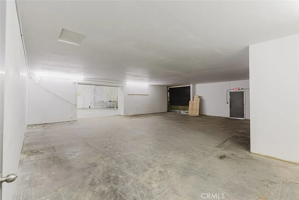 Additional image 19 of 965 E 31st Street, Los Angeles, CA 90011