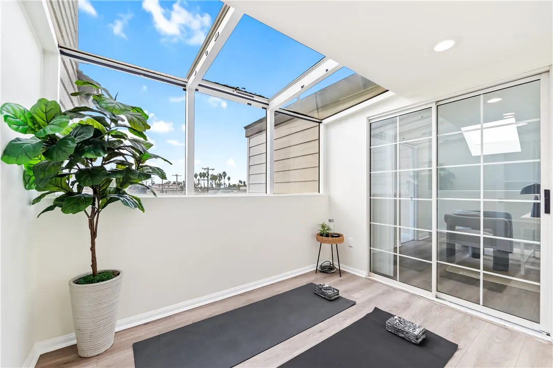 Additional image 112 of 423 18th Street, Huntington Beach, CA 92648