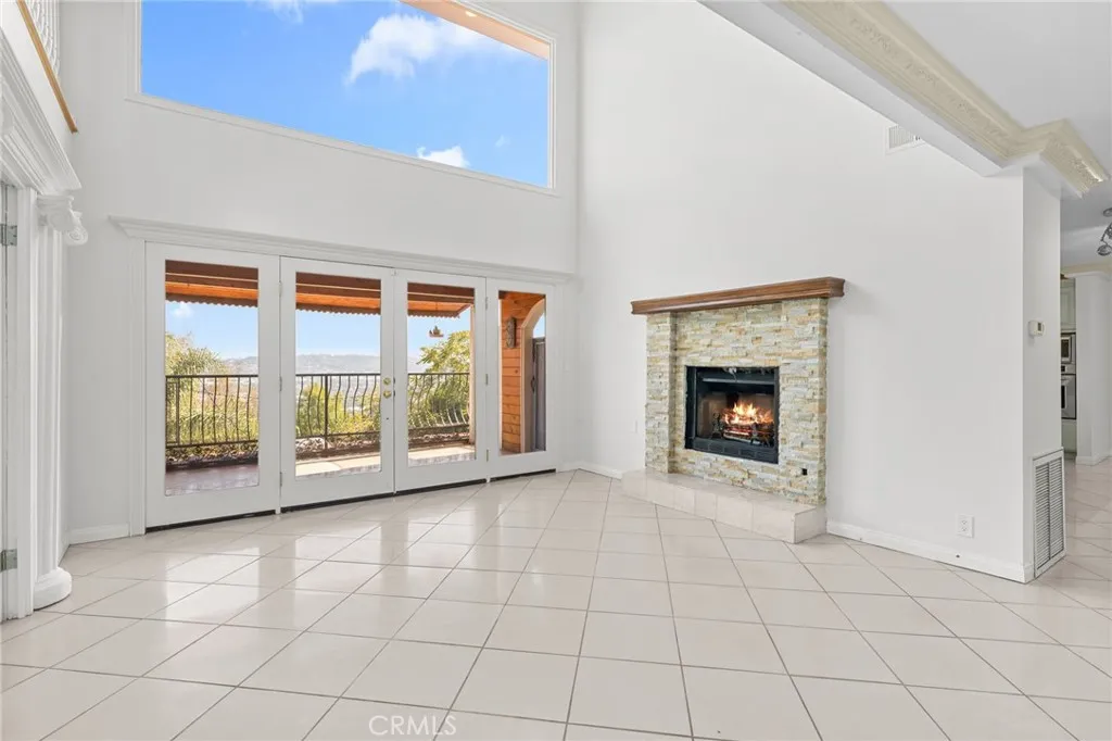 Additional image 124 of 3916 Carnavon, Los Angeles, CA 90027