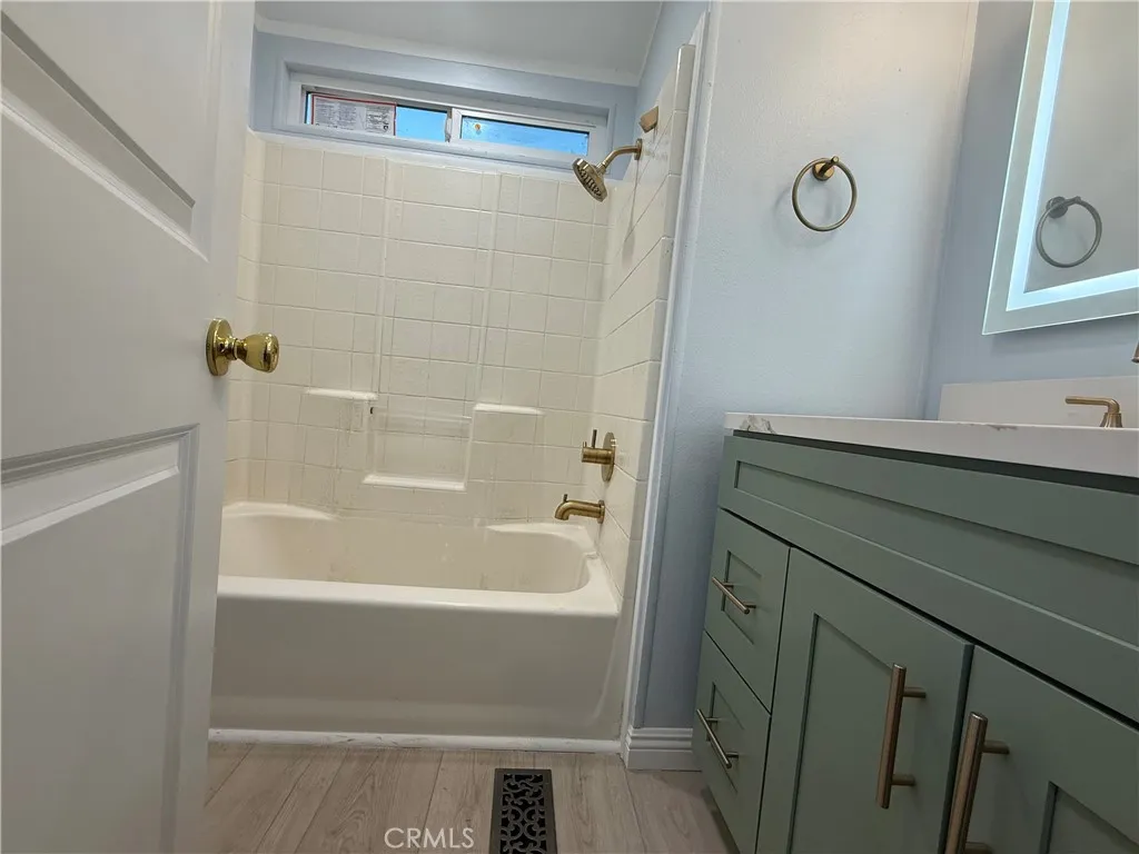 Additional image 19 of 716 N Grand Ave Unit D-3, Covina, CA 91724