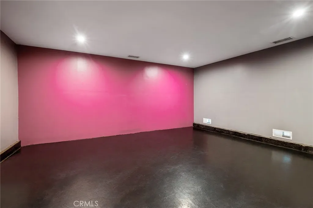 Additional image 5 of 857 E 109th Pl, Los Angeles, CA 90059