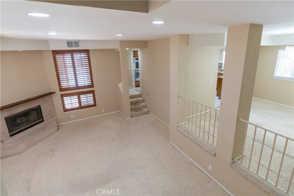 Additional image 5 of 23169 Mulholland Dr Unit 3, Woodland Hills, CA 91364