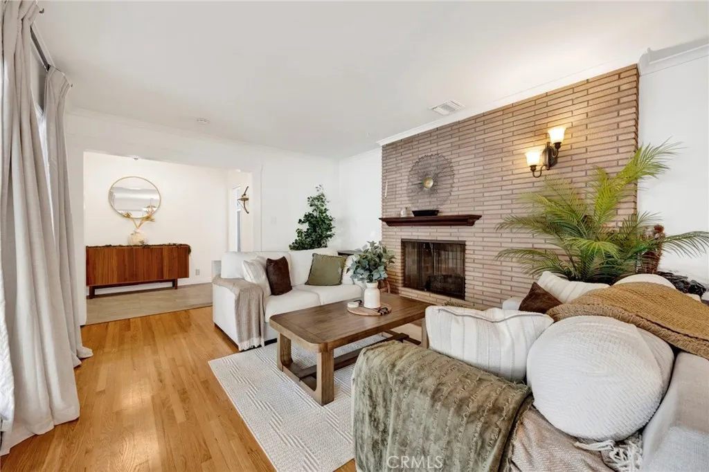 Additional image 8 of 695 Glenmore Boulevard, Glendale, CA 91206