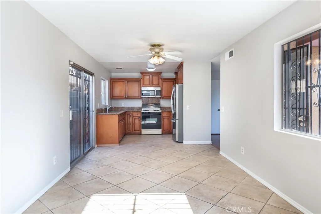 Additional image 16 of 2346 Hayes Avenue, Long Beach, CA 90810