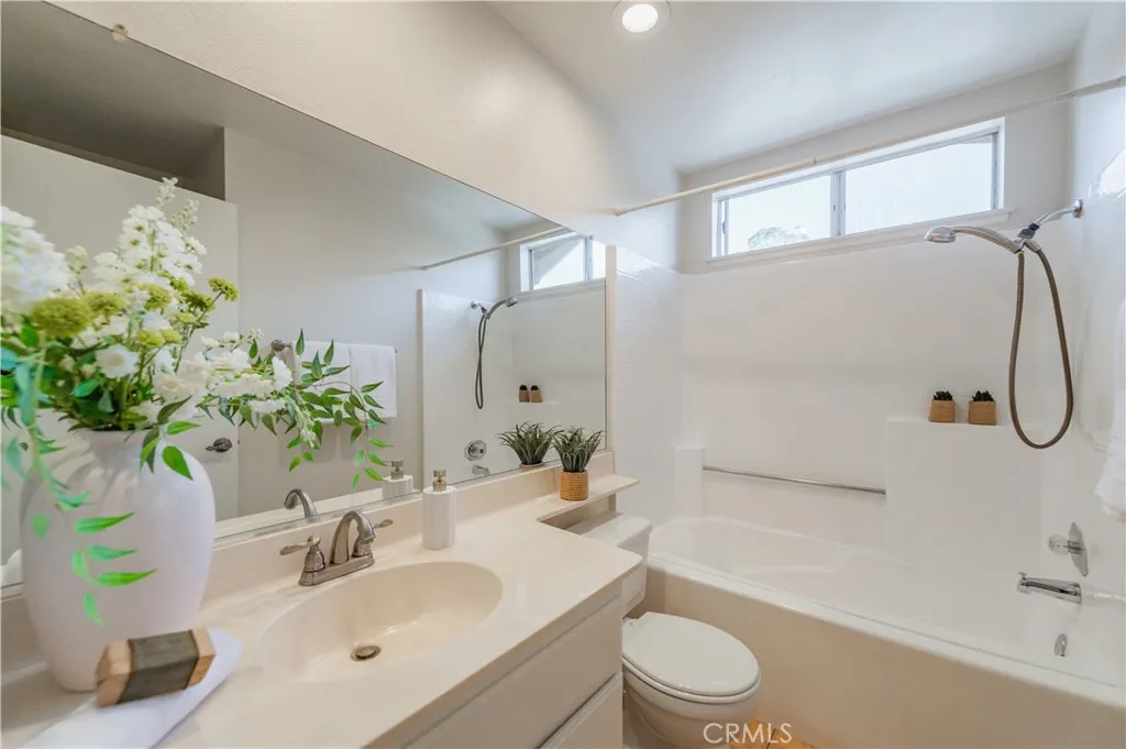 Additional image 34 of 59 Via Honrado, Rancho Santa Margarita, CA 92688