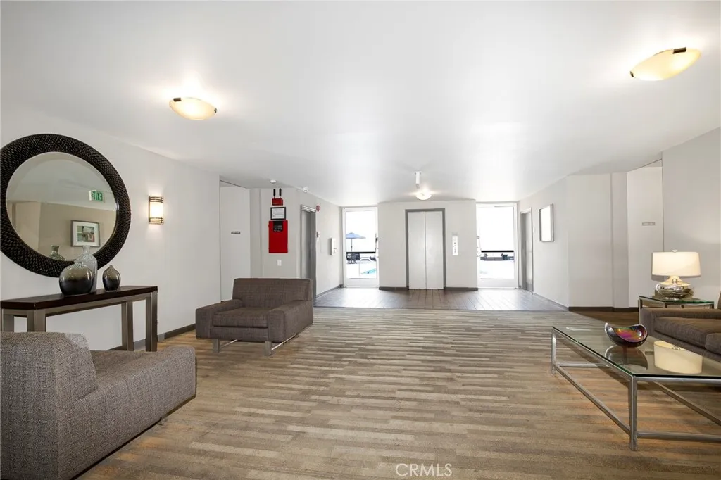 Additional image 70 of 927 N Kings Road Unit 118, West Hollywood, CA 90069