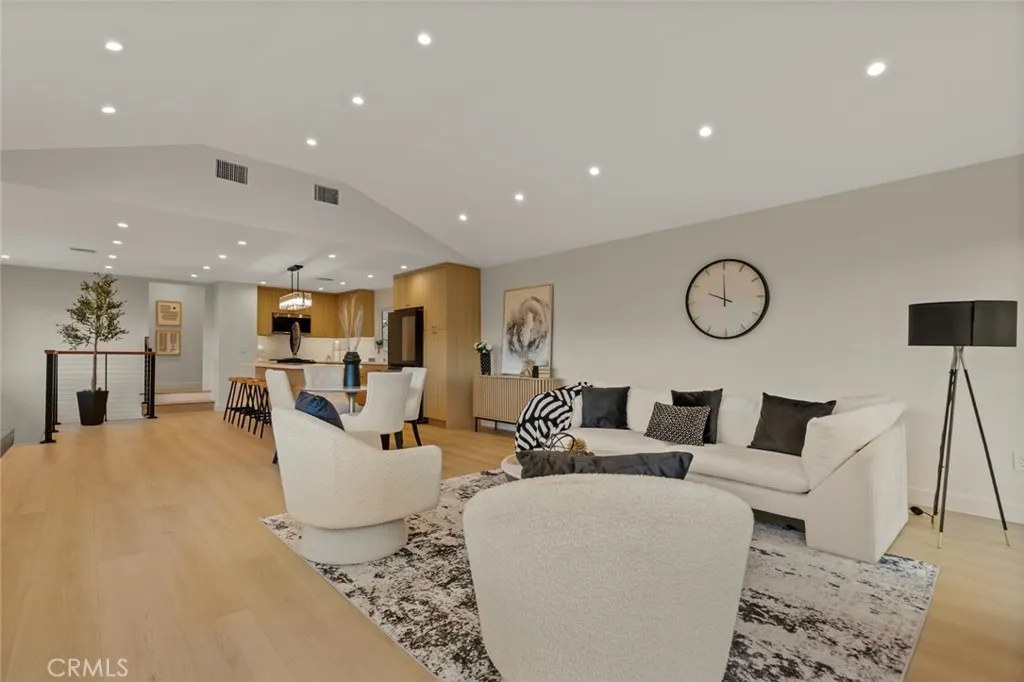 Additional image 86 of 981 Glen Oaks Blvd, Pasadena, CA 91105