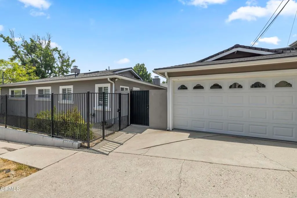 Additional image 50 of 4961 Alcove Avenue, Valley Village, CA 91607