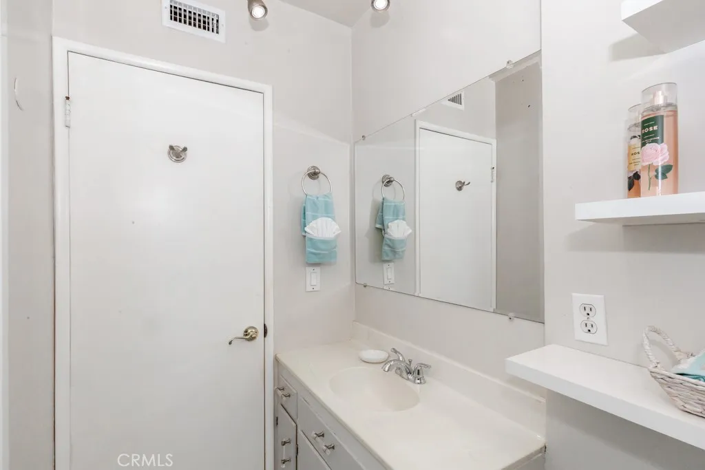 Additional image 91 of 11229 Elmhurst Drive, Norwalk, CA 90650