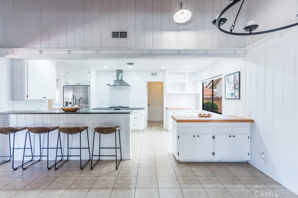 Additional image 37 of 6563 Bianca, Lake Balboa, CA 91406