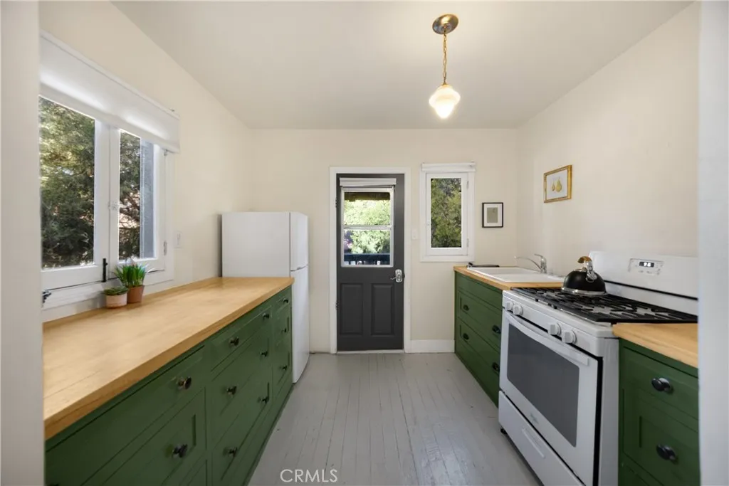 Additional image 122 of 25807 State Highway 189, Twin Peaks, CA 92391