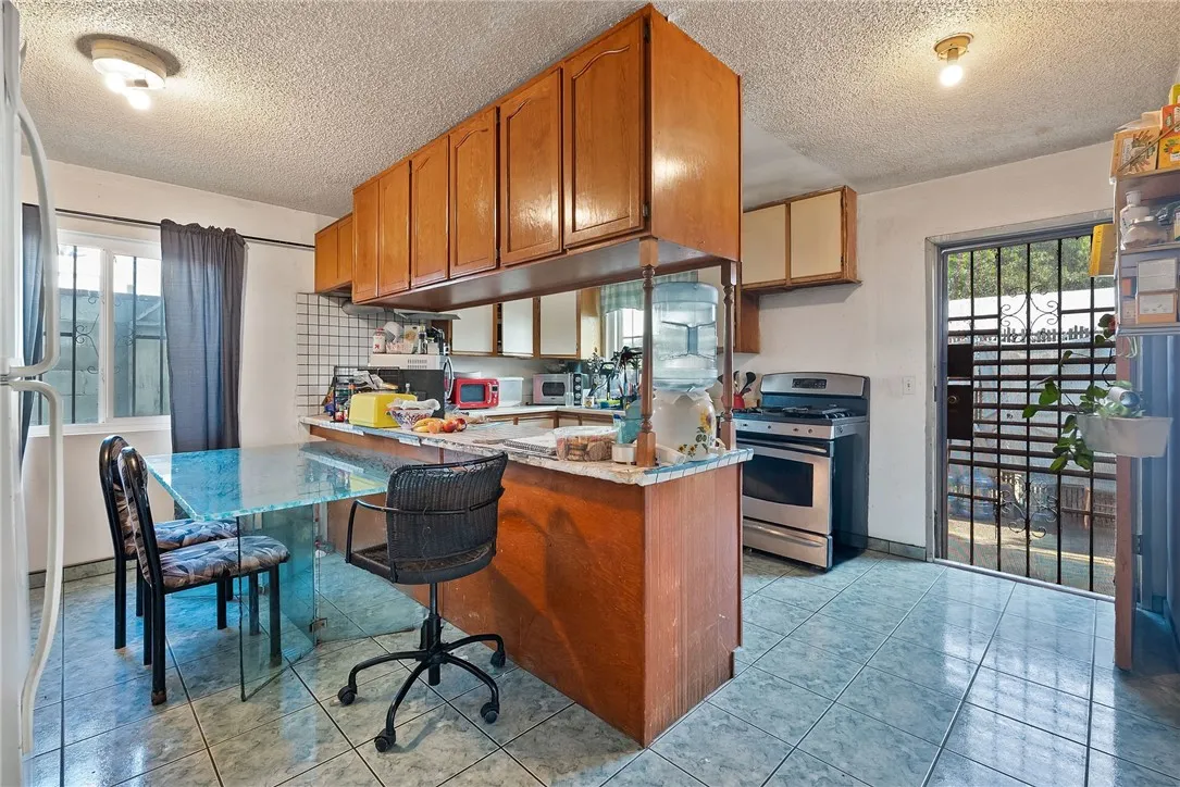 Additional image 26 of 1020 N Kemp Avenue, Compton, CA 90220