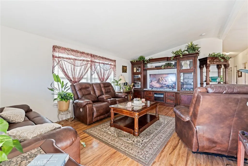 Additional image 33 of 1550 20th St W, Rosamond, CA 93560