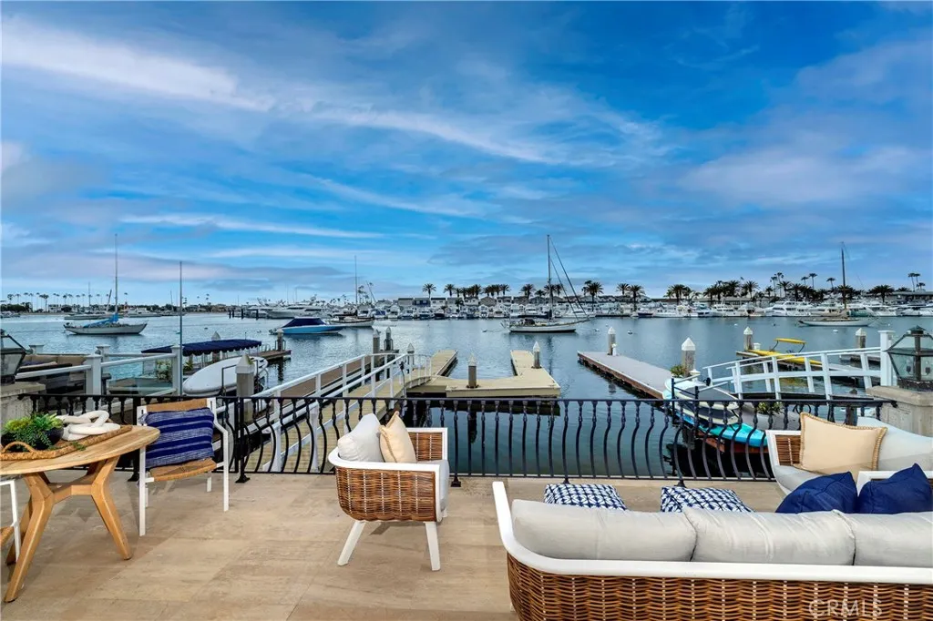 Additional image 8 of 339 Via Lido Soud, Newport Beach, CA 92663