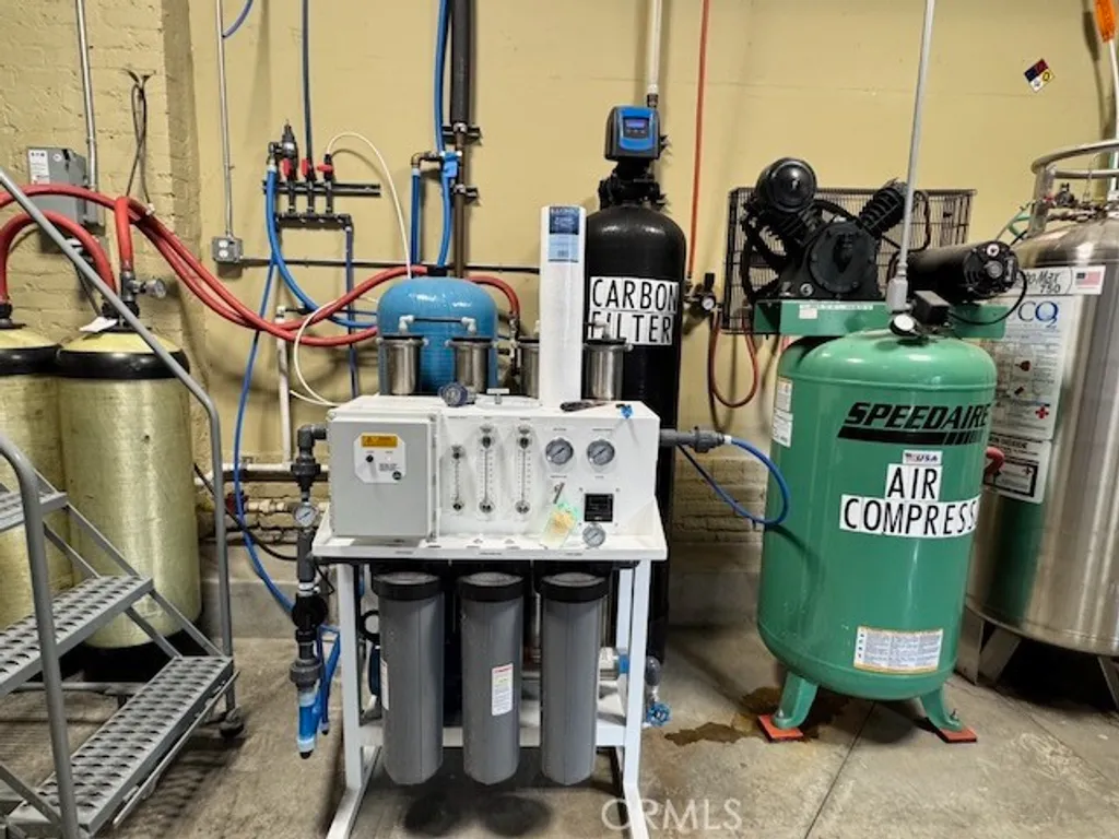 Additional image 38 of 585 E Thompson Boulevard, Ventura, CA 93001