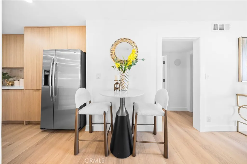 Additional image 19 of 1550 N Laurel Avenue N Unit 203, Los Angeles, CA 90046