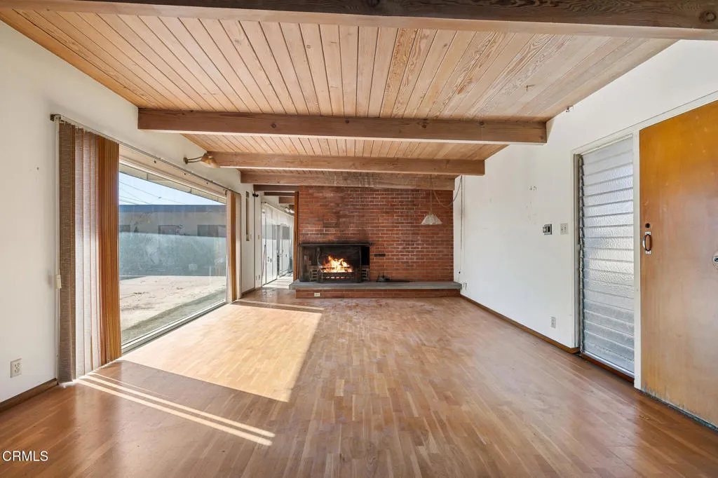 Additional image 3 of 630 W Roderick Avenue, Oxnard, CA 93030