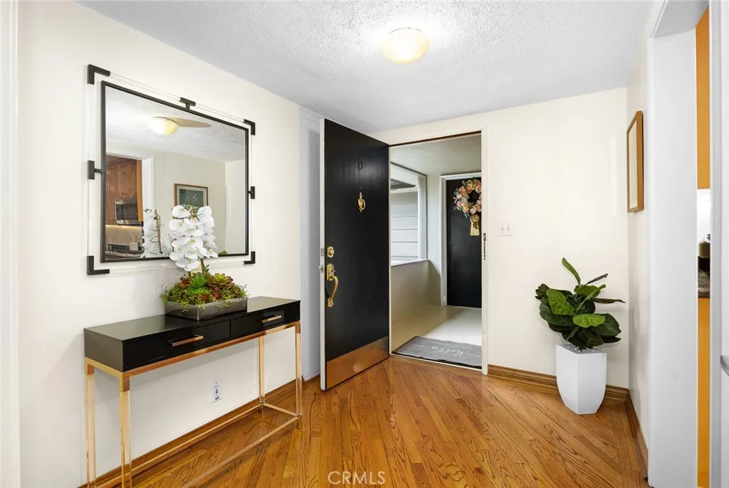 Additional image 4 of 924 S Orange Grove Blvd Unit D, Pasadena, CA 91105