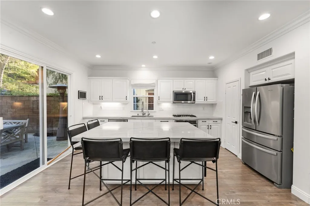 Additional image 40 of 10 Bower Tree, Irvine, CA 92603