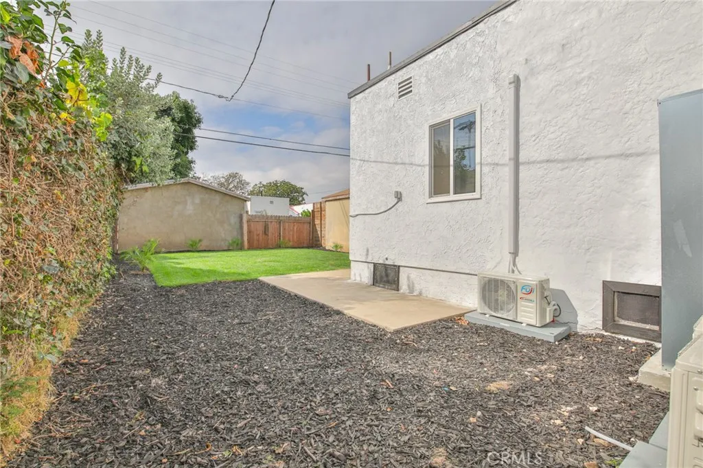Additional image 71 of 1434 W 92nd St, Los Angeles, CA 90047