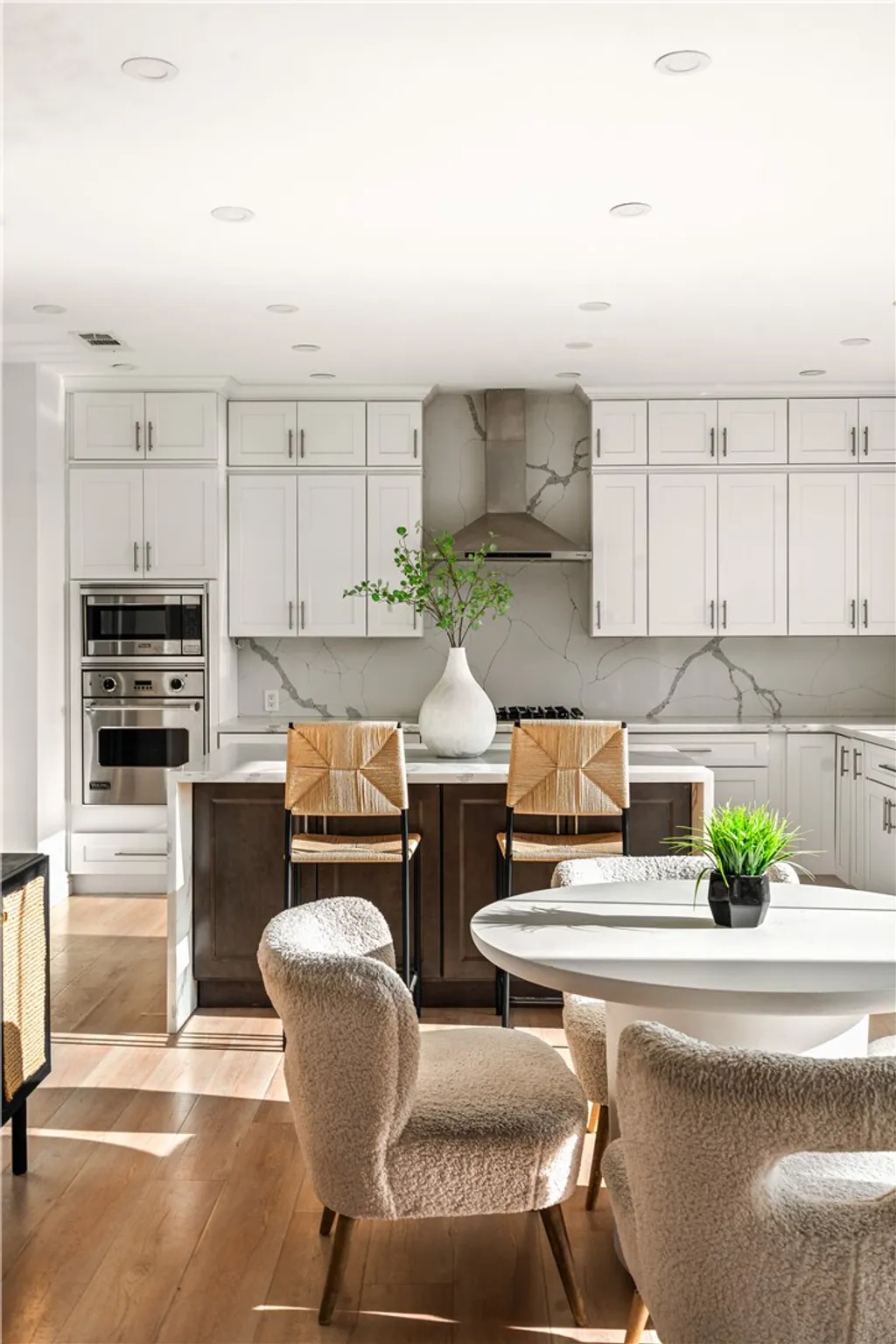 Additional image 14 of 2019 Sunset Plaza Drive, Los Angeles, CA 90069