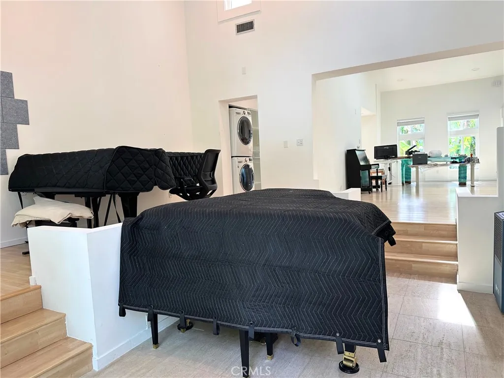 Additional image 10 of 22037 Ybarra, Woodland Hills, CA 91364