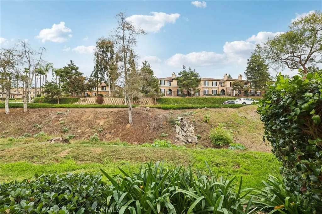 Additional image 86 of 944 Lupine Hills Dr, Vista, CA 92081