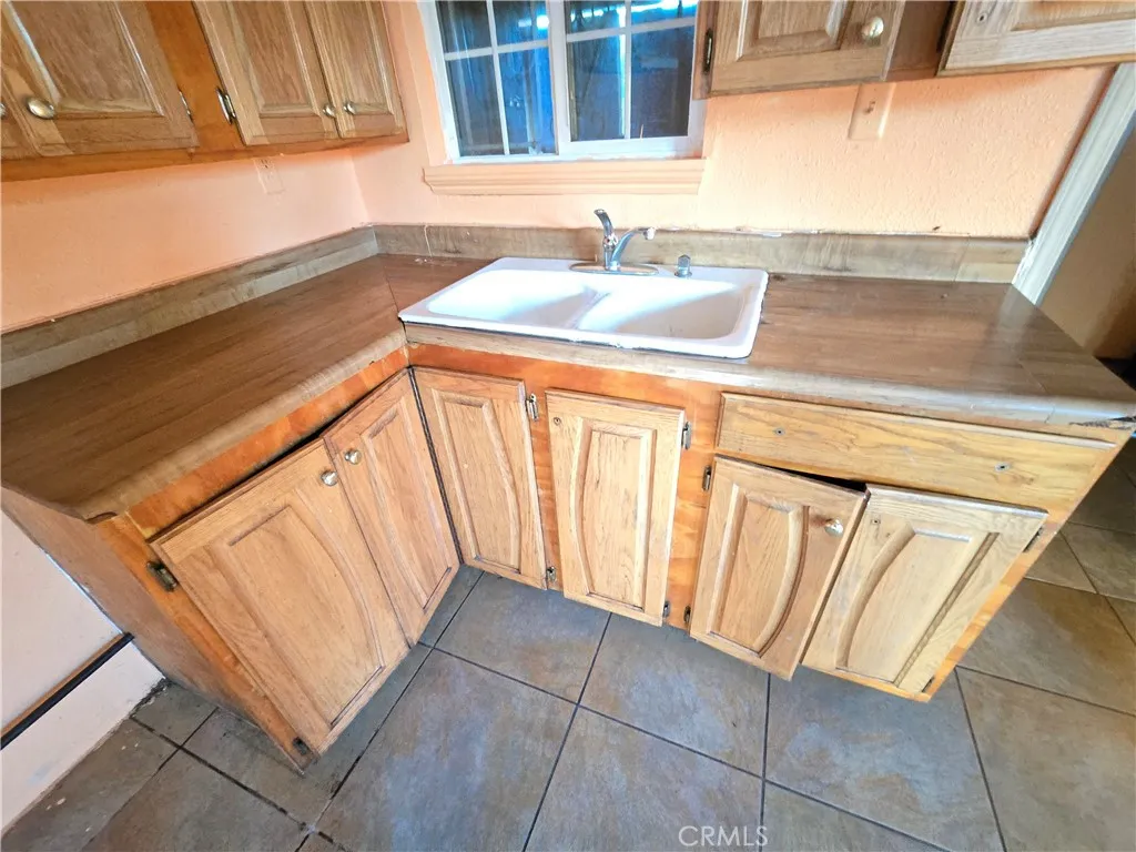 Additional image 75 of 2821 6th, Riverside, CA 92507