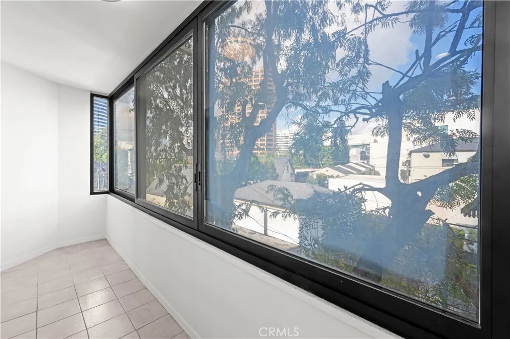 Additional image 40 of 1277 S Beverly Glen Boulevard Unit 405, Los Angeles, CA 90024