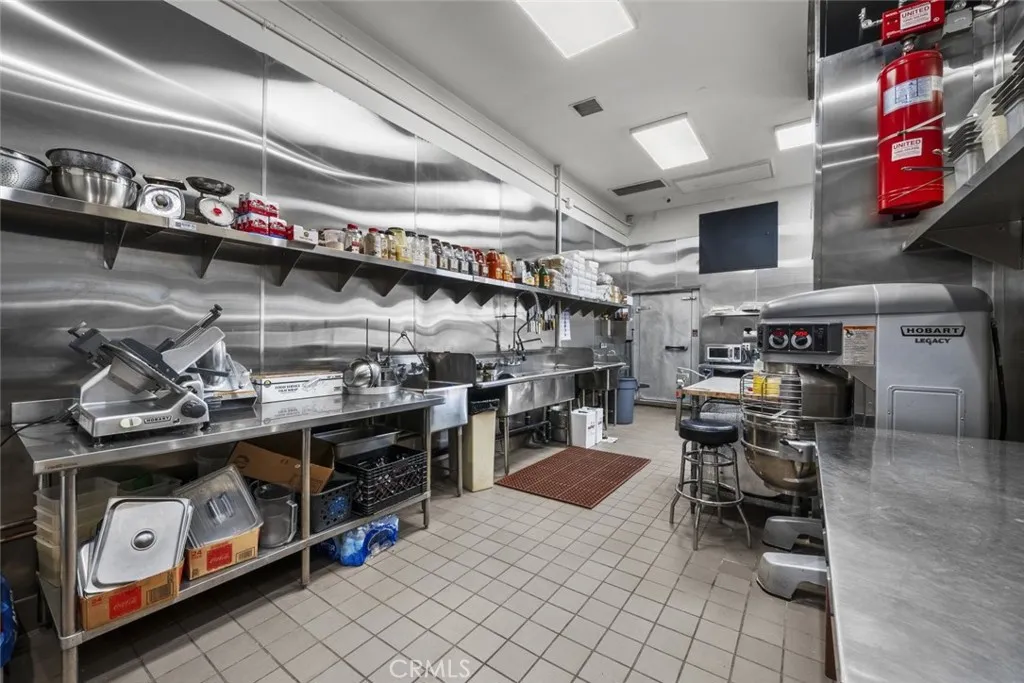 Additional image 30 of 12061 Strathern Street, North Hollywood, CA 91605