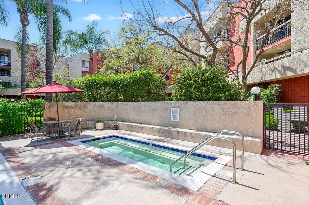 Additional image 38 of 3961 Via Marisol Unit 218, Los Angeles, CA 90042