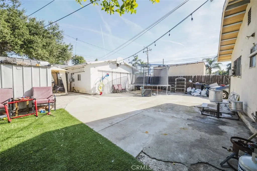 Additional image 38 of 907 5th Street, San Fernando, CA 91340