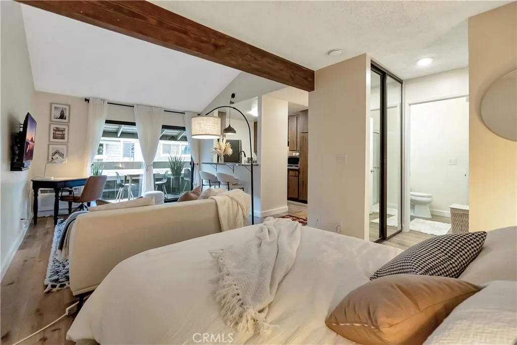 Additional image 48 of 174 Streamwood, Irvine, CA 92620