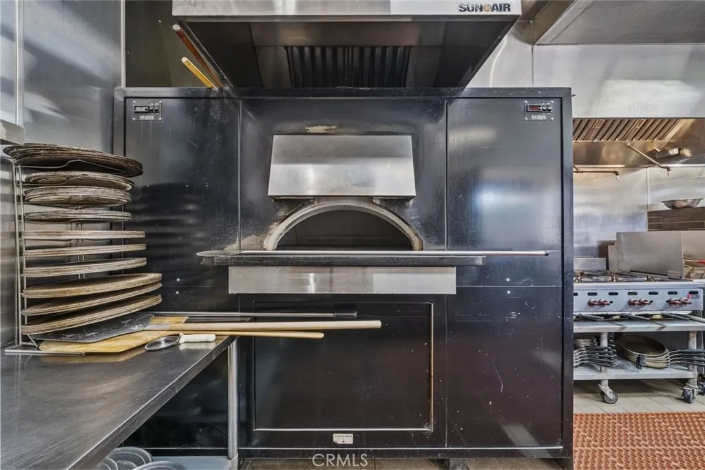 Additional image 62 of 12061 Strathern Street, North Hollywood, CA 91605