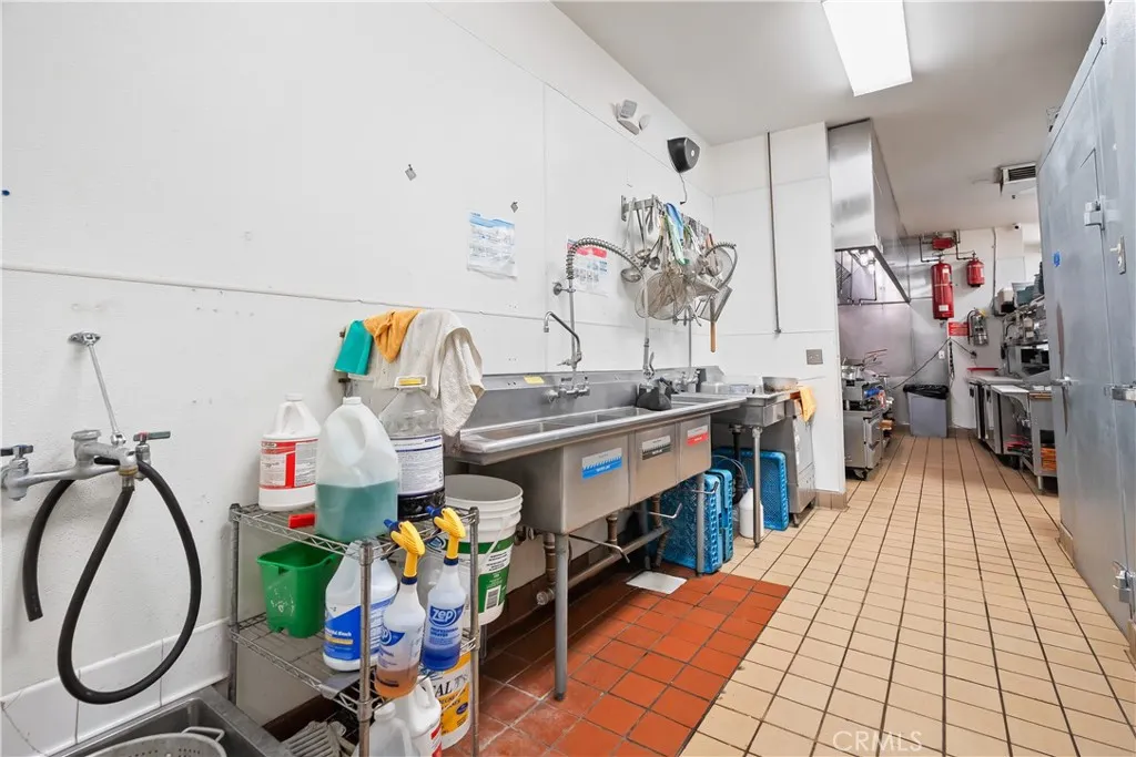 Additional image 107 of 13076 Glenoaks, Sylmar, CA 91342