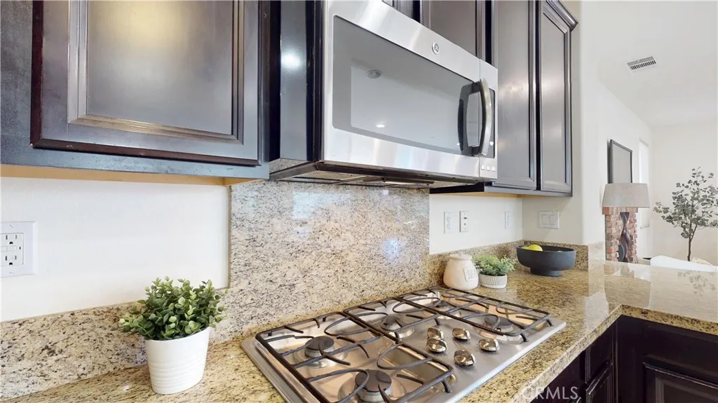 Additional image 14 of 28620 Vista Del Rio, Valencia, CA 91354