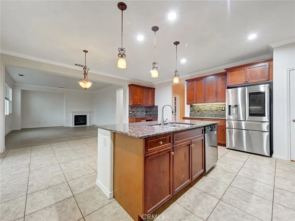 Additional image 88 of 14169 Emmerglen Way, Eastvale, CA 92880