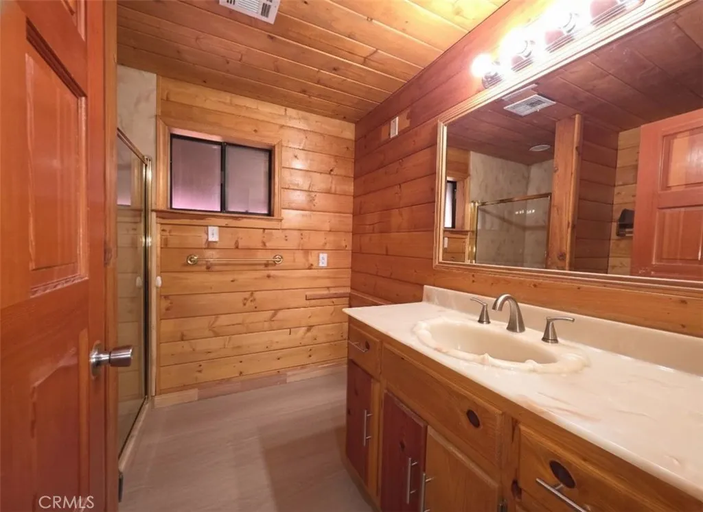 Additional image 47 of 33207 Juniper Lane, Green Valley Lake, CA 92341