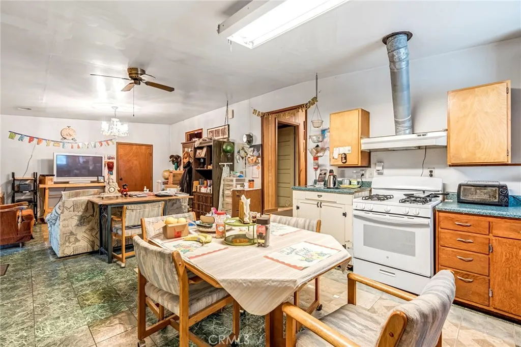 Additional image 53 of 2463 Thompson Ave, Selma, CA 93662