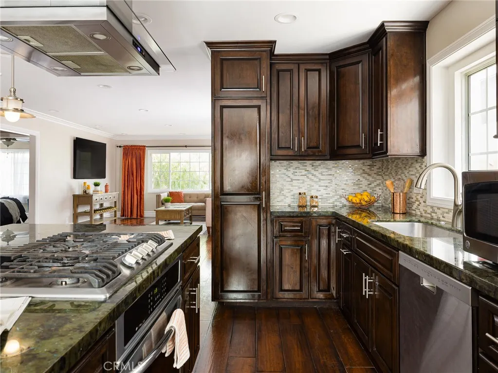 Additional image 38 of 1057 W 13th St, San Pedro, CA 90731