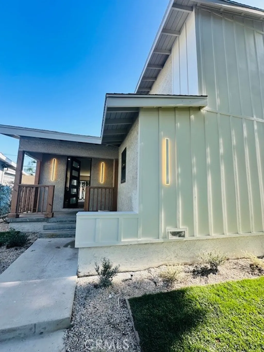 Additional image 6 of 2440 Ostrom Ave, Long Beach, CA 90815