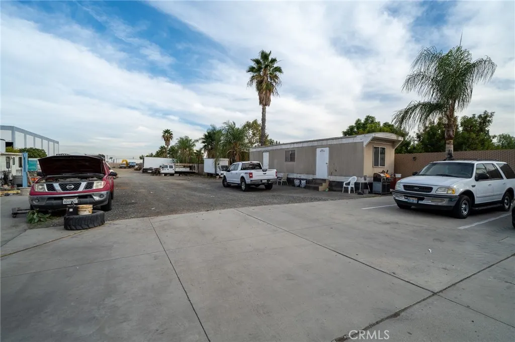 Additional image 105 of 2023 S Bon View Avenue, Ontario, CA 91761