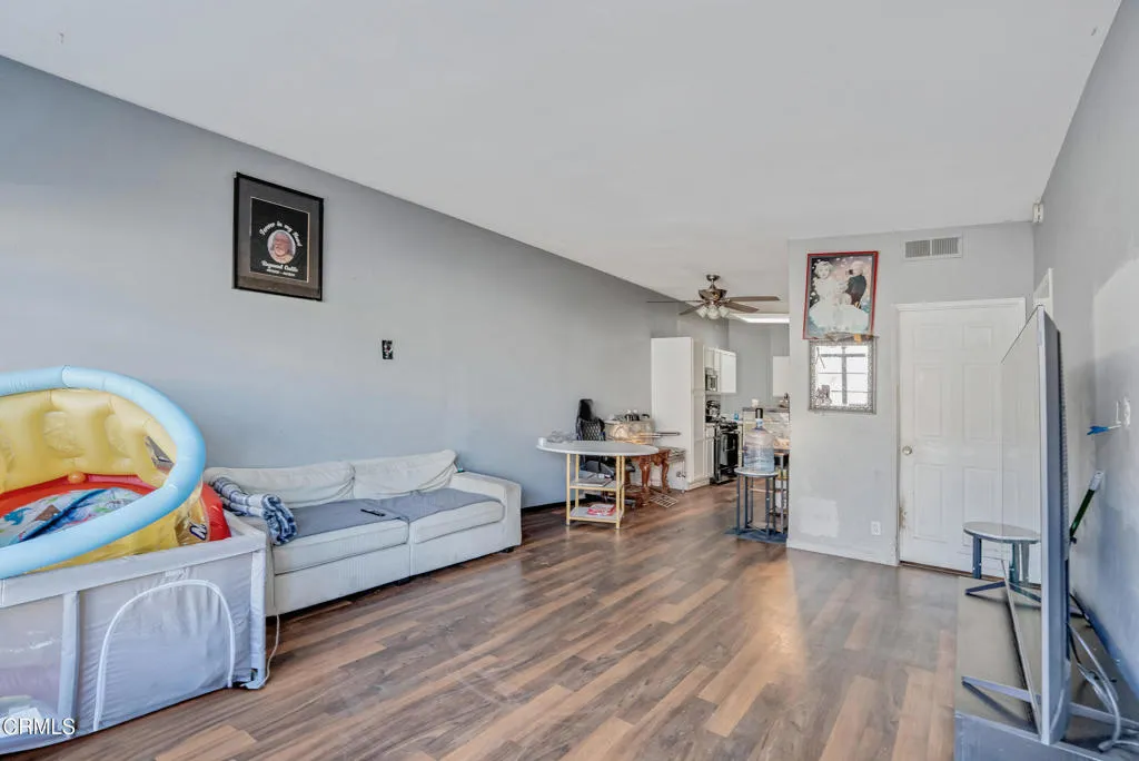 Additional image 4 of 2941 W Hemlock Street Unit 22, Oxnard, CA 93035